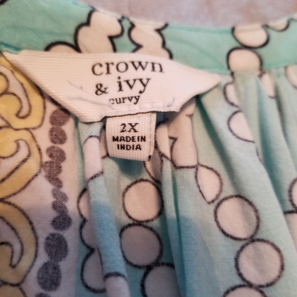 2X Crown & Ivy blouse - Picture 3 of 4
